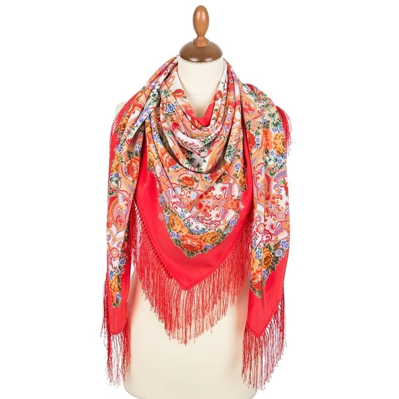 NWOT Pavlovo Posad Silk Shawl Lace